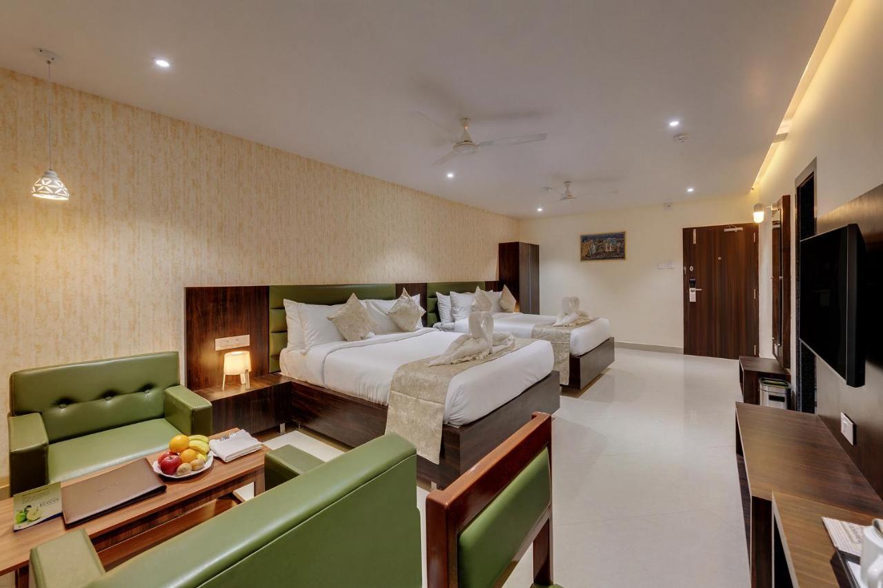 Guruprerna Beacon Resort, Dwarka Buitenkant foto