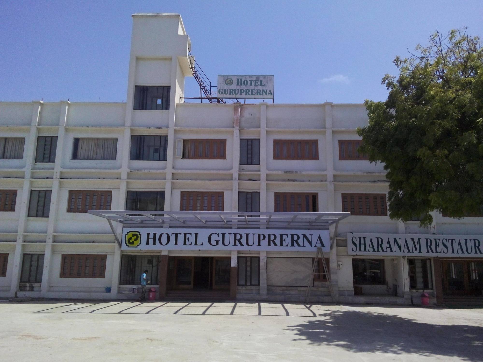 Guruprerna Beacon Resort, Dwarka Buitenkant foto